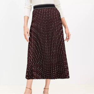 LOFT Brown Maroon ‘Bow’ Floral Pleated Midi Skirt | M